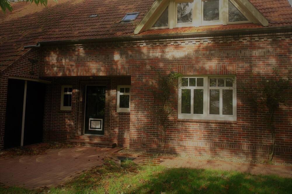 Großes Ferienhaus in herrlicher Alleinlage im südlichen Ostfriesland — Bild 3