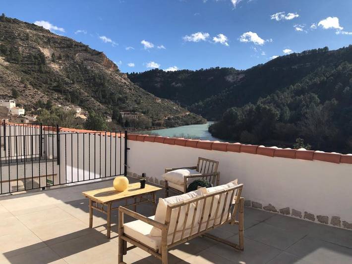 Gîte pour 2 personnes, avec vue ainsi que balcon et piscine dans Tolosa (Alcala del Jucar) - 4
