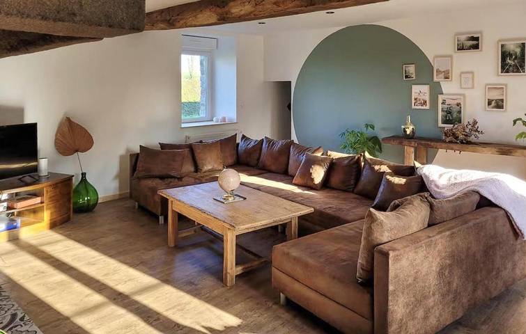 Location de vacances pour 10 personnes, avec jacuzzi et jardin à Moyon - 3