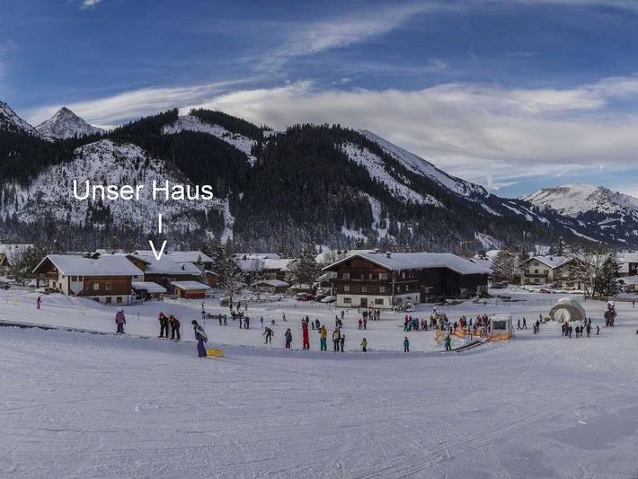 Ferienwohnung für 3 Personen, mit Balkon und Ausblick sowie Garten, kinderfreundlich in Tannheim (Tirol) - 2