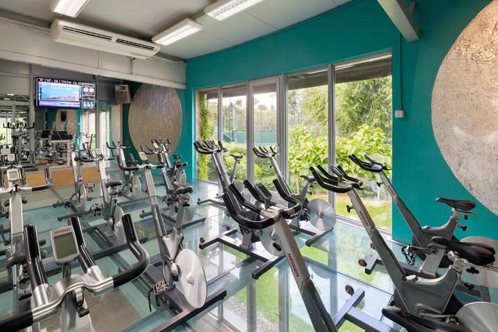 Hôtel pour 10 personnes, avec jardin et terrasse ainsi que jacuzzi et sauna à Granollers - 4