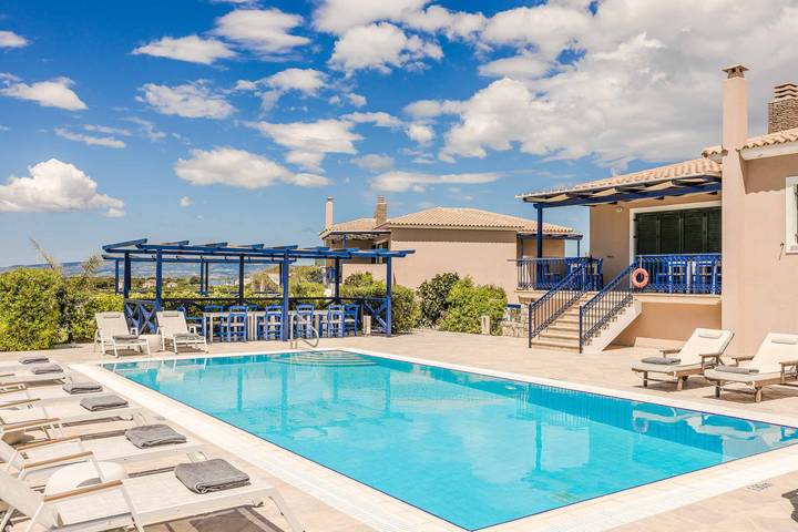 Villa für 12 Personen, mit Pool und Garten sowie Terrasse in Kefalonia - 2