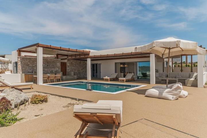 Villa pour 4 personnes, avec vue ainsi que jardin et piscine dans Milos - 3