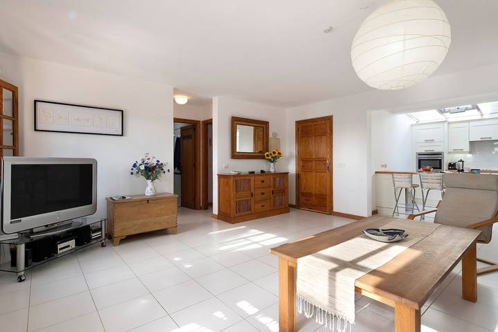 Ganze Wohnung, Ferienwohnung 'Puerto Chico U' mit Gemeinschaftspool, privater Terrasse und WLAN in Playa Blanca, Yaiza