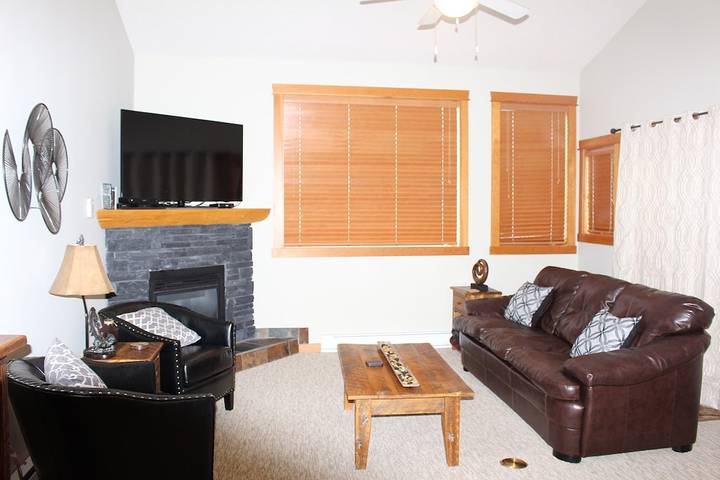 Vacation rental for 8 people, with balcony and hot tub in Banff National Park