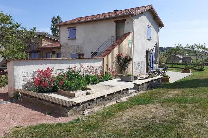 Gîte pour 4 personnes, avec jardin