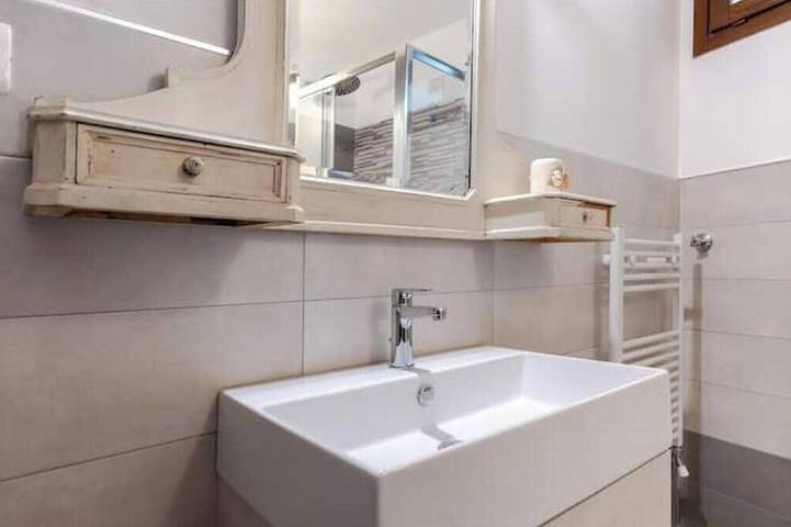 Appartamento intero, Hostdomus -  Olive & Garden 1 in Paravenna, Garlenda