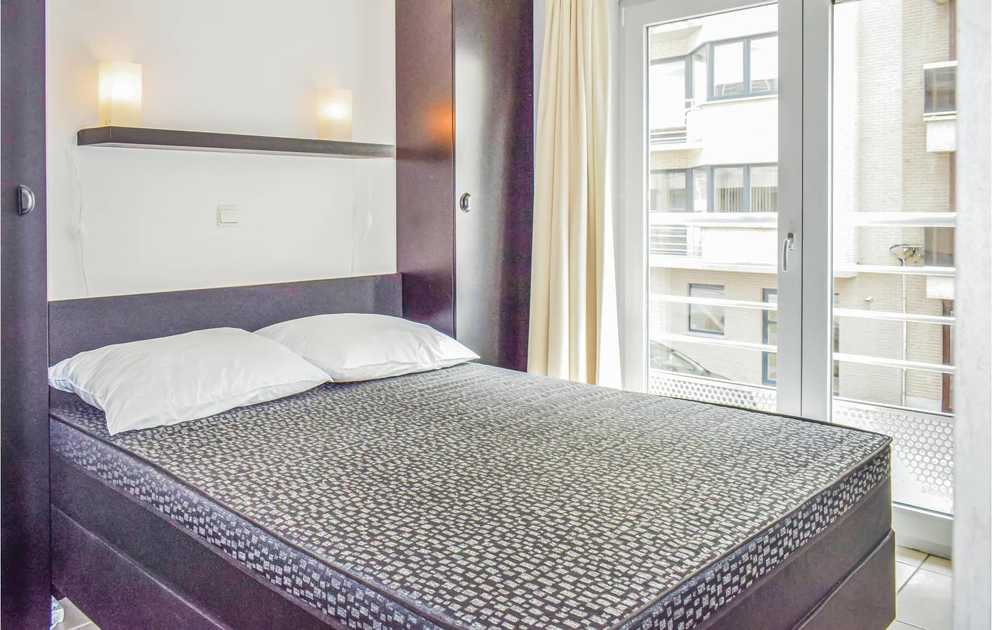 Geheel vakantieappartement, Vakantieappartement voor 5 personen met terras in Stad Oostende, Oostende