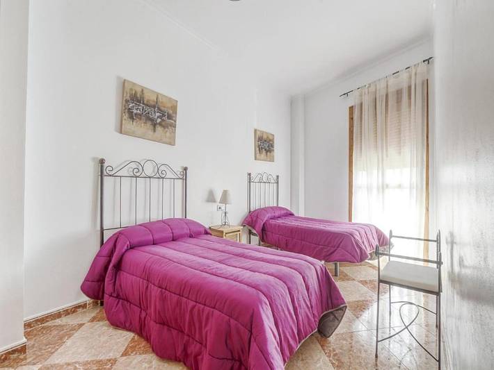 Location de vacances pour 6 personnes, avec terrasse à Villanueva de San Juan