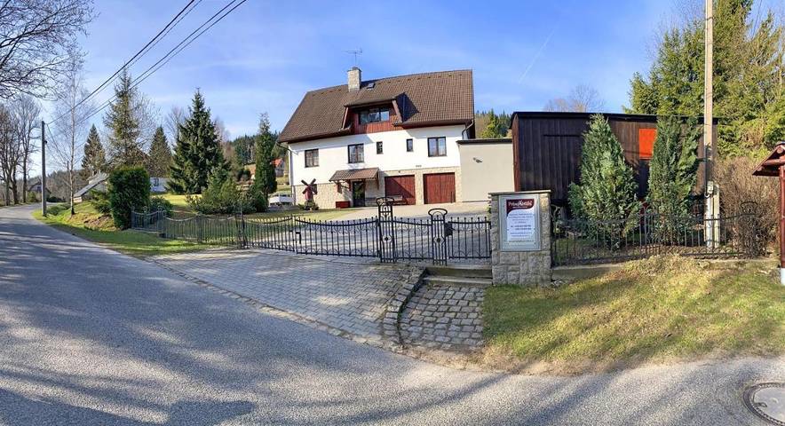 Dom gościnny dla 2 osób, z Ogród i Basen oraz Sauna i Widok w Bedřichov (Jablonec nad Nisou District)