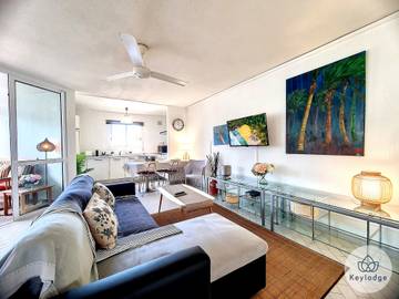 Gîte pour 4 personnes, avec balcon dans Saint-Gilles les Bains