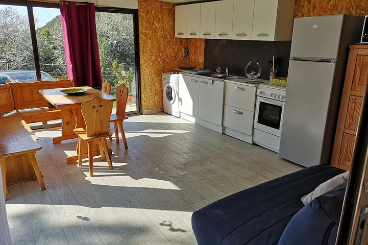 Mobil home pour 4 personnes, avec jardin - 1