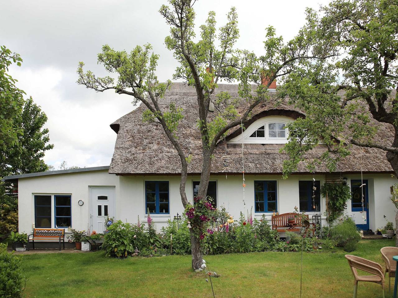 Ganze Ferienwohnung, Urlaub im historischen Bauernhaus in Neuendorf-Heide, Saal