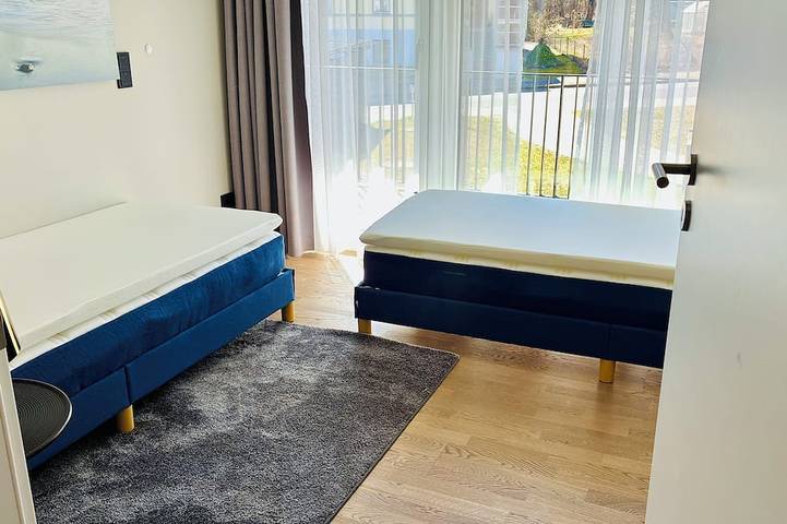 Appartement entier, Luxuriös Ausgestattete Ferienwohnung für Max. 4 Personen. Pool, Strand und Sauna in Waren, Lac Müritz