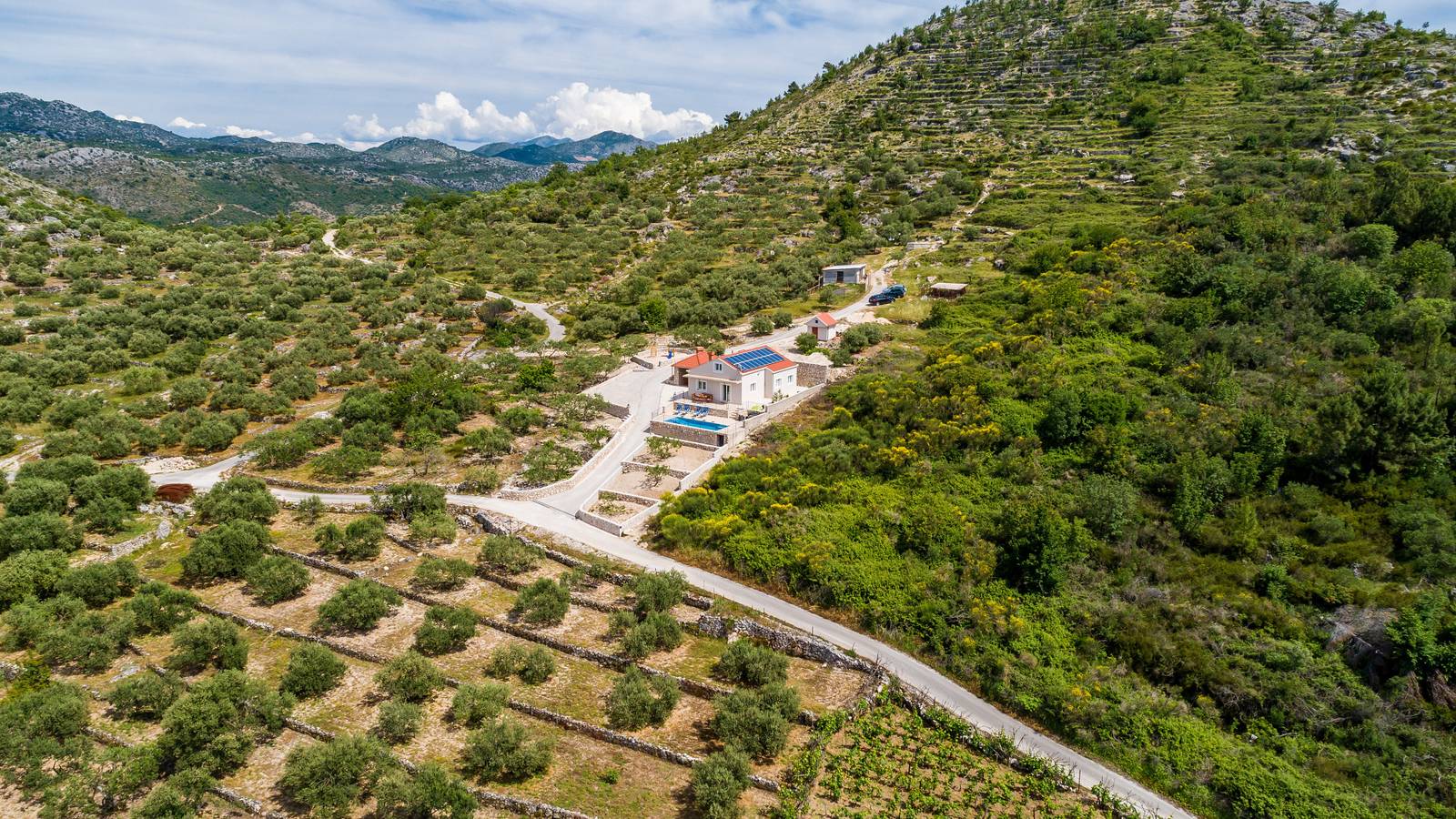 Villa M - Dubrovnik by Villas Guide in Orasac, Grad Dubrovnik