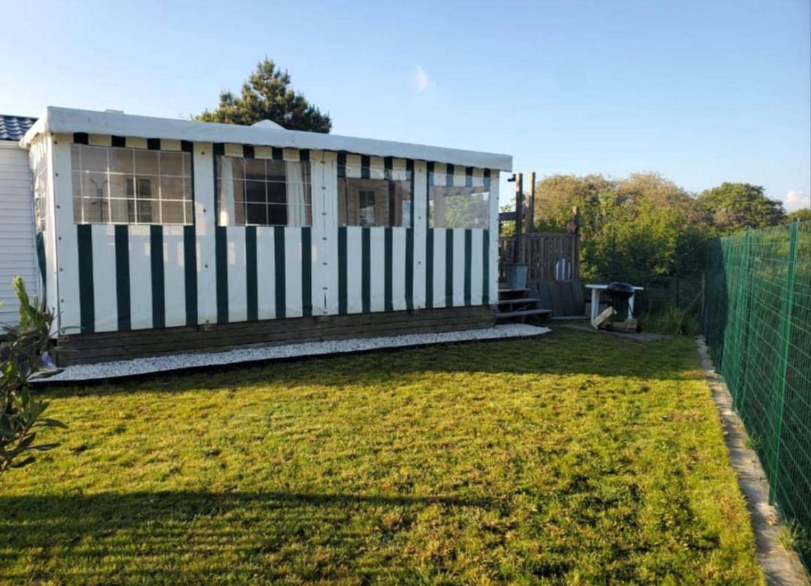 Mobil home familial - 4-5pers - Accès piscine & aire de jeux in Talmont-Saint-Hilaire, Vendée