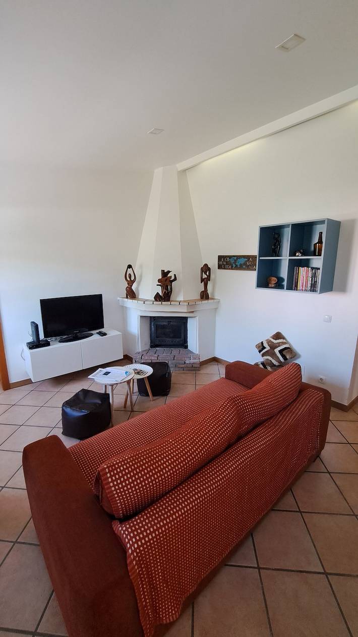 Geheel appartement, Appartement 'Caramujeira Country House, Marinha' met privétuin, balkon en wifi in Faro District