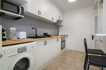 Holiday Rental for 5 People in Valencia, Costa de Valencia, Photo 1