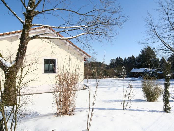 Maison de vacances pour 4 personnes, avec Terrasse et Jardin ainsi que Piscine et Sauna à Beaufort (Luxembourg)
