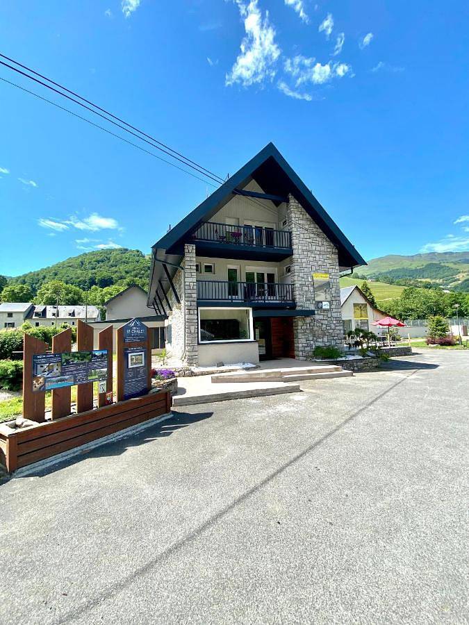 Hôtel pour 2 personnes, avec Terrasse et Jardin ainsi que Piscine et Vue