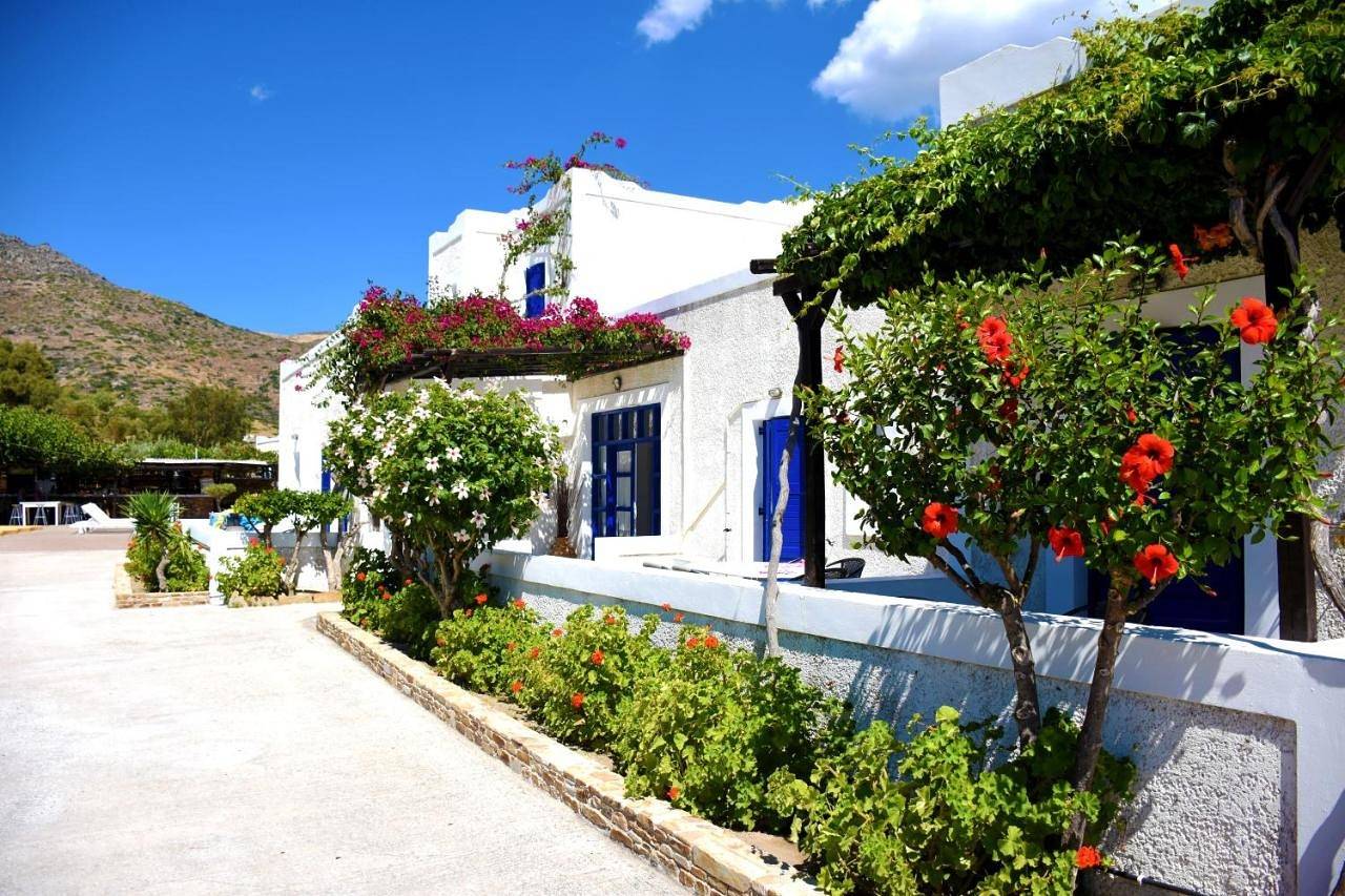 Paradise Apartments Studios in Mylopotas, Íos