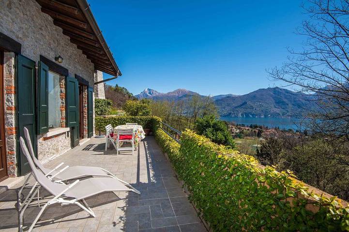 Gîte pour 2 personnes, avec Terrasse et Jardin