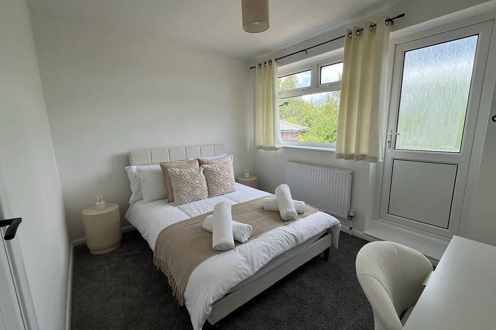 2 bed house in city centre - offers for long stays in Nottingham, East Midlands