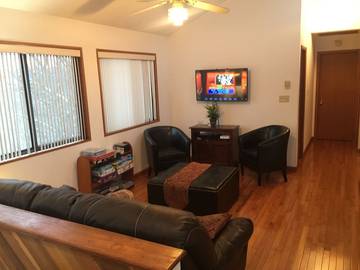 Log Cabin for 12 Guests in Lehman Township, Pike County, Picture 3