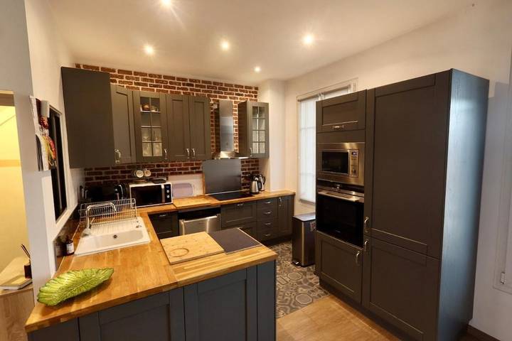 Location de vacances pour 8 personnes, avec jardin à Houilles - 2