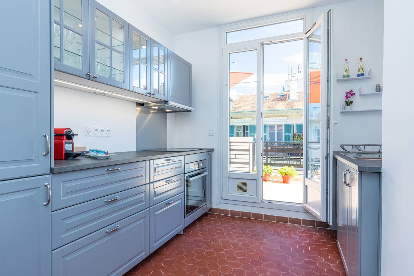 Studio entier, Tonduti in Nice, Côte méditerranéenne (France)