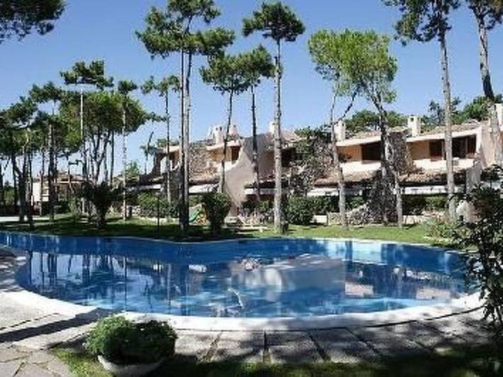 Ferienhaus für 6 Personen, mit Pool und Garten