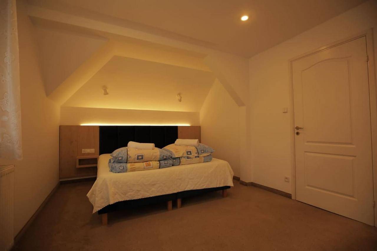 Large Double Room in Rewal, Powiat gryficki