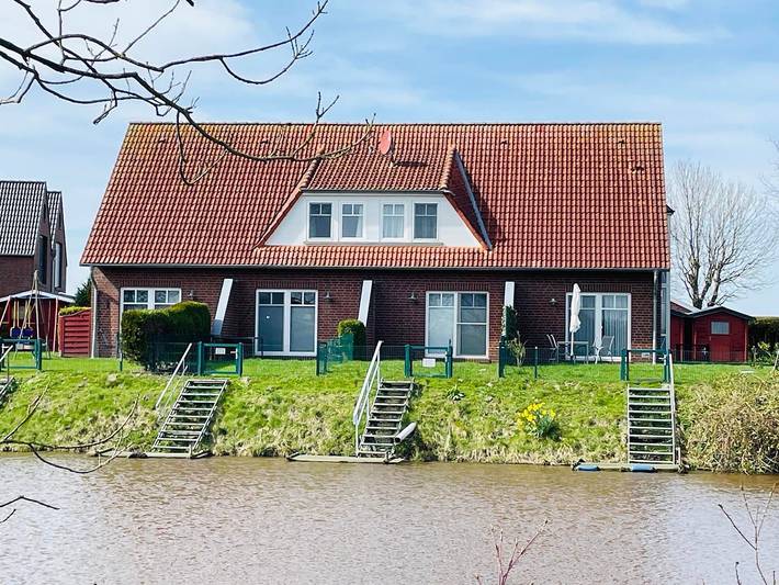 Ferienhaus für 4 Personen, mit Terrasse und Garten in Carolinensiel
