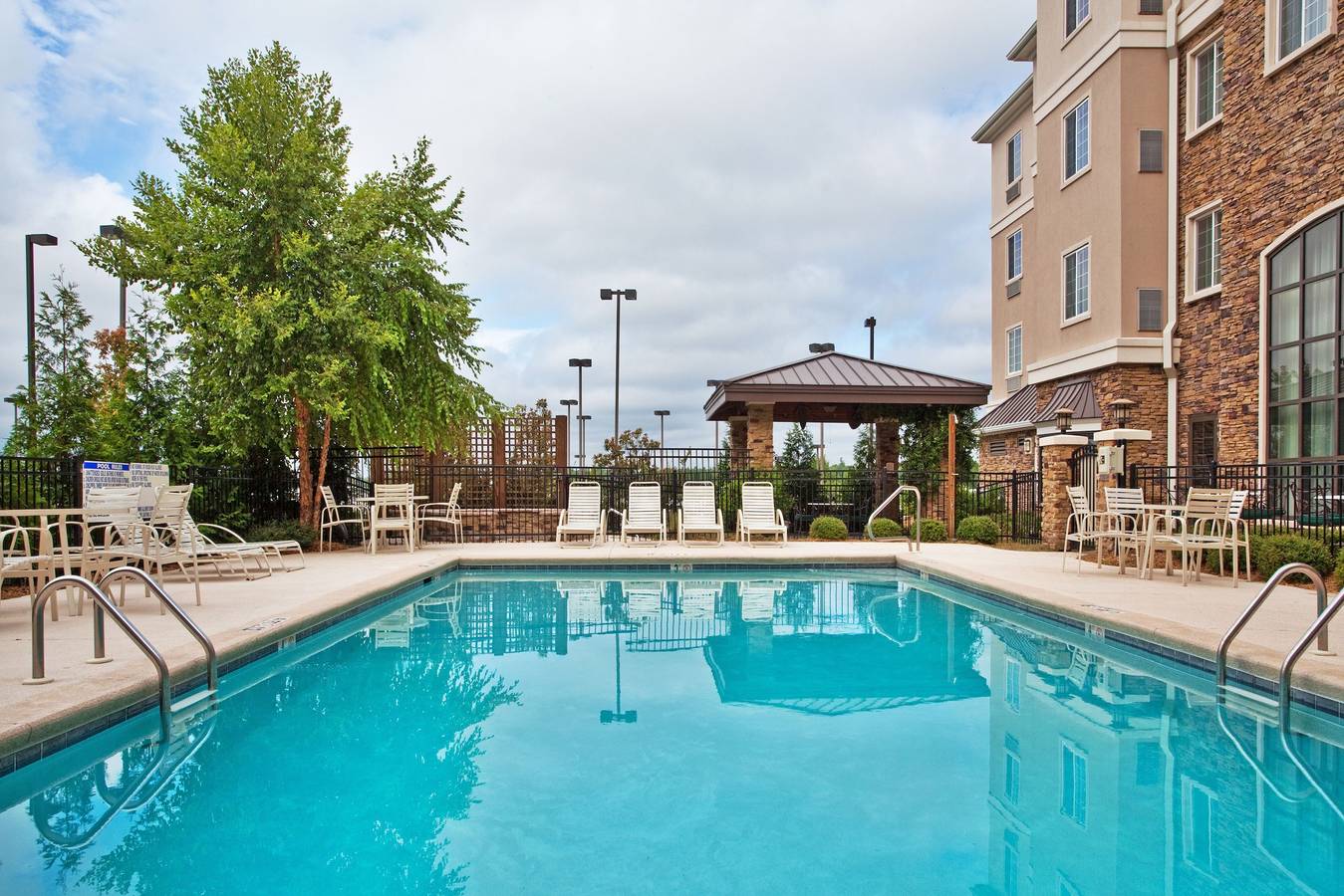 Staybridge Suites Columbus - Fort Benning in Columbus (GA), Condado de Muscogee