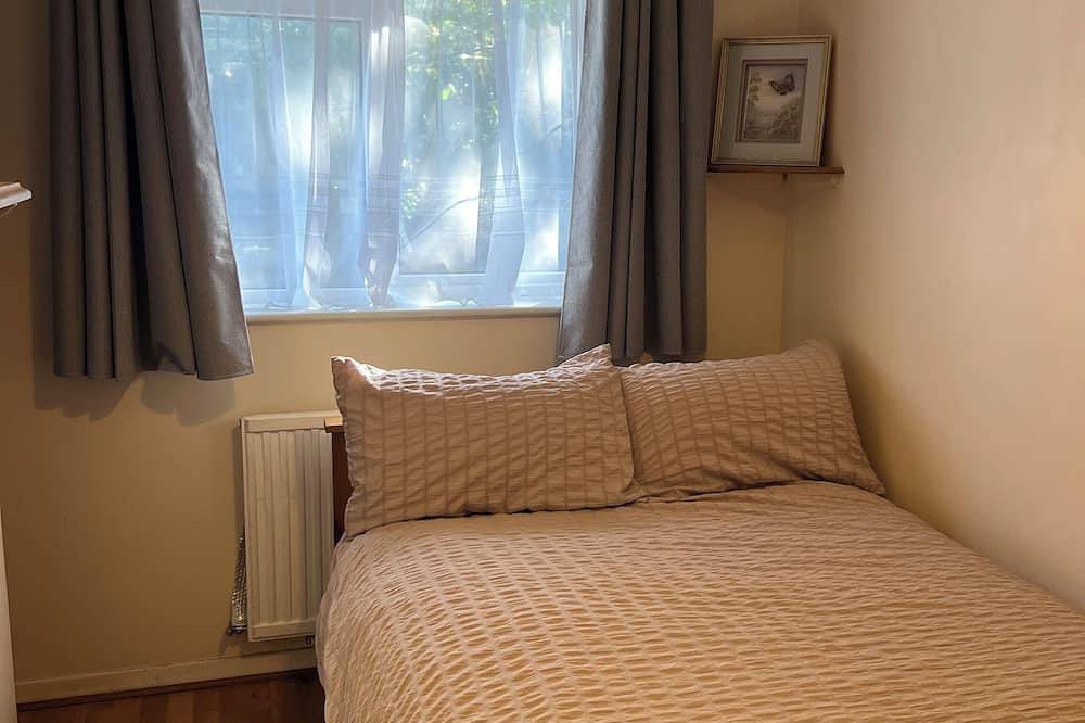 Spacious Home from Home! Perfect for Farnborough Airshow. in Rushmoor, Hampshire
