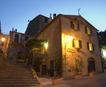 Maison d’hôte pour 2 personnes, avec vue et balcon à Manciano
