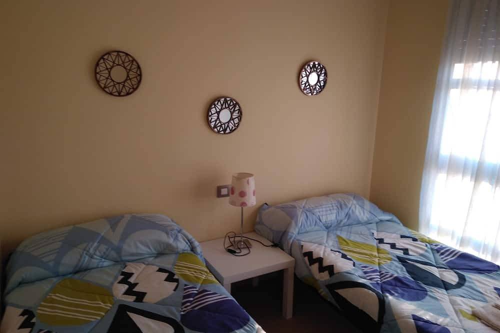 Entire apartment, Beautiful duplex apartment with pool 200 meters from the beach and golf in El Barrio, San Juan Playa