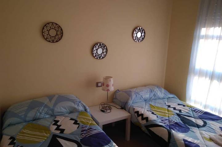 Appartement entier, Bel appartement en duplex avec piscine à 200 mètres de la plage et du golf in El Barrio, San Juan Playa