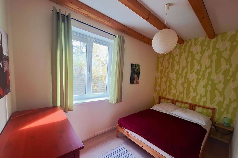 House for 6 people in Storkow - garden, fireplace, near the lake / center, quiet location in Lake Storkow, Storkow