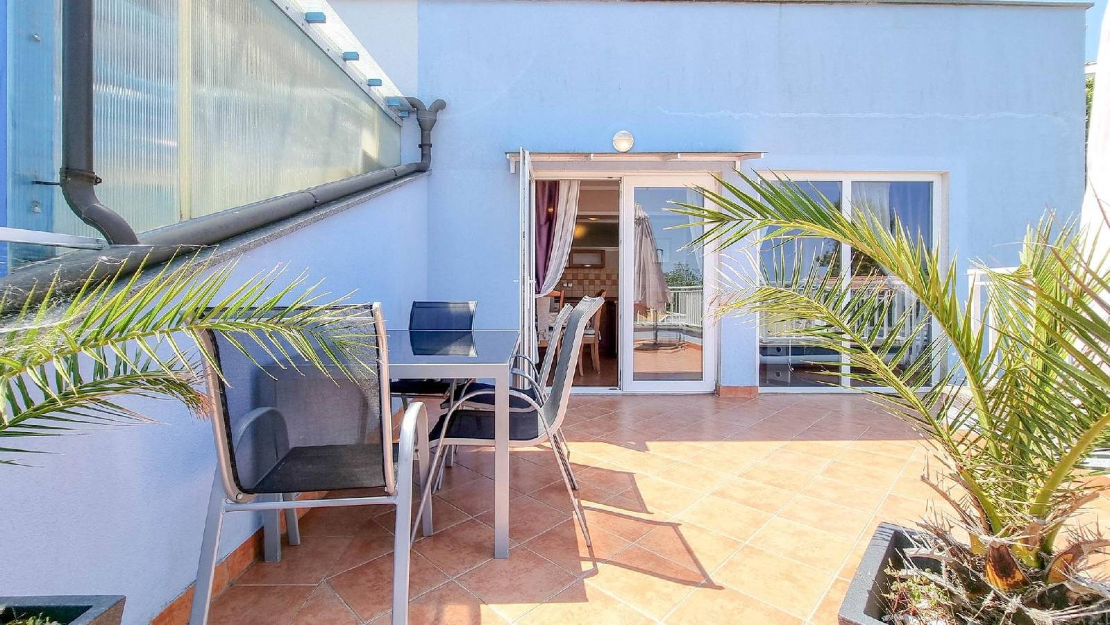 Apartamento vacacional entero, Apartment 50m from the sea for 2-3 pers. in Crveni Vrh, Region de Umag