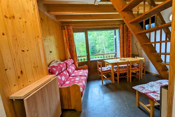 Gîte pour 6 personnes, avec balcon et piscine dans Station de la Feclaz le Revard - 2