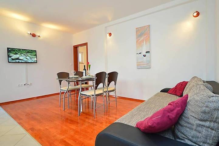 Ganze Wohnung, Ferienwohnung Ante in Brodarica, Šibenik-Knin