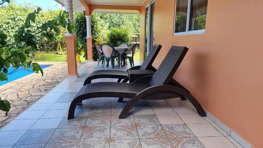 Location de vacances pour 6 personnes, avec jardin ainsi que piscine et vue dans Papara - 4