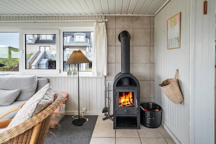 Ferienhaus auf einem herrlichen Dünengrundstück in der Nähe des Wassers gelegen. in Henne, Varde