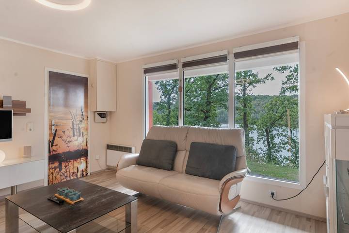 Ferienhaus 219 mit Seeblick, privater Terrasse und Wlan in Bungalowdorf Zadelsdorf, Zeulenroda-Triebes