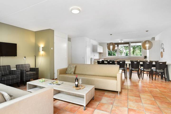 Bungalow für 12 Personen mit Balkon/Terrasse in Sallandse Heuvelrug