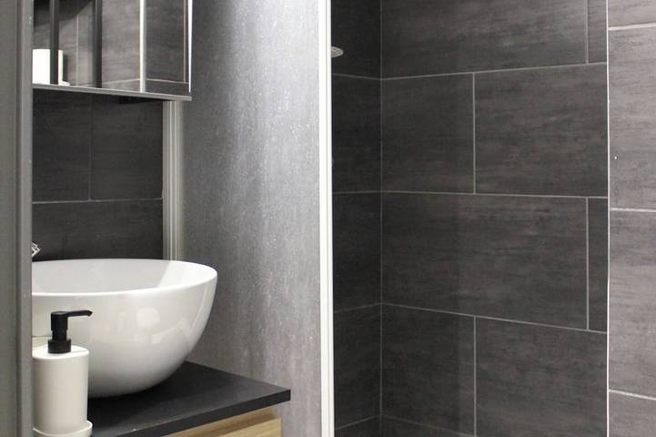 Appartement entier, 20m² cosy aux portes de Paris in Courbevoie, Hauts-de-Seine