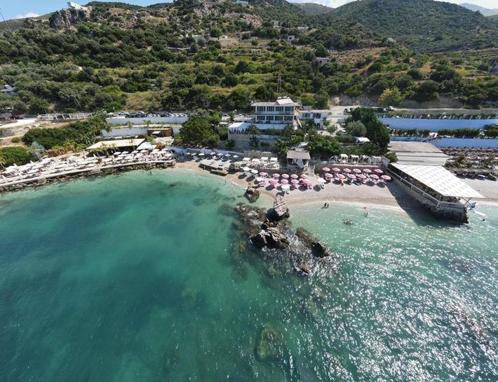 Chambre d’hôte pour 6 personnes, avec jardin et vue en Albanie - 4