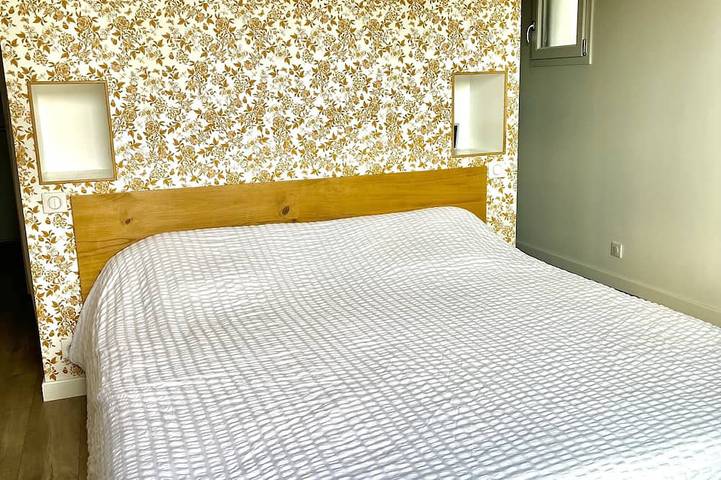 Location de vacances pour 8 personnes, avec terrasse et jardin à Tosse - 2