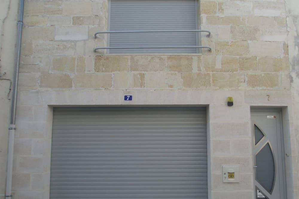 House in the bastide Libournaise in Libourne, Libourne region